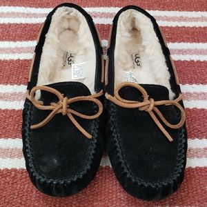 UGG Dakota Slipper
